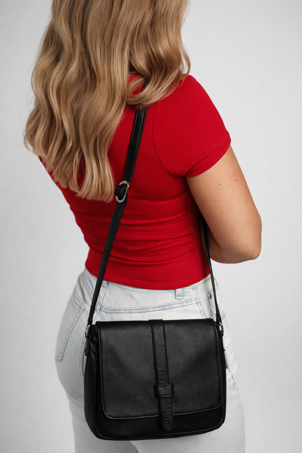 Eden Super Soft Black Leather Purse - Image 4