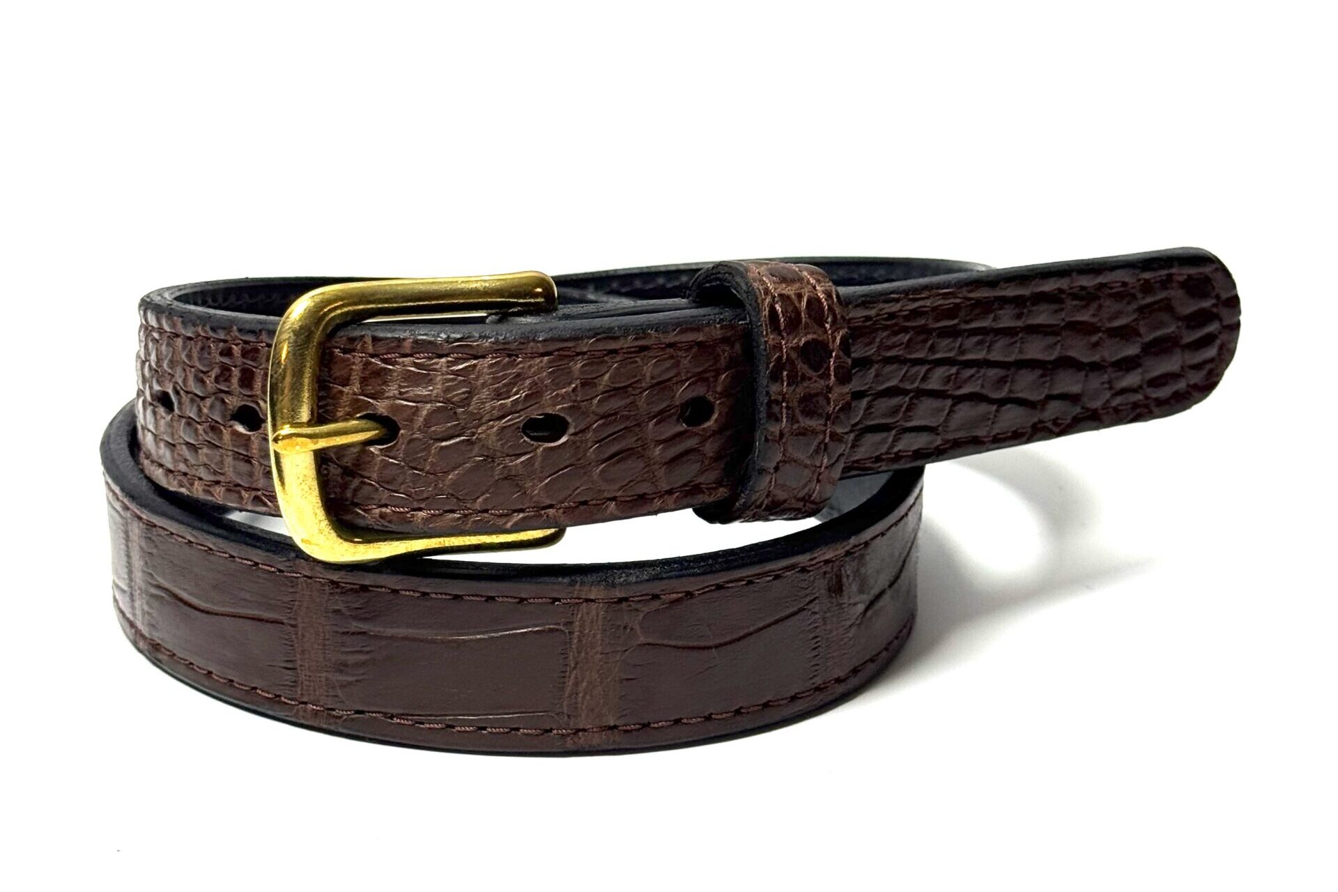 Comparison of 1.25-inch and 1.5-inch alligator leather belt widths