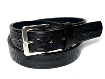 Stainless steel buckle on boxed black heavy leather belt