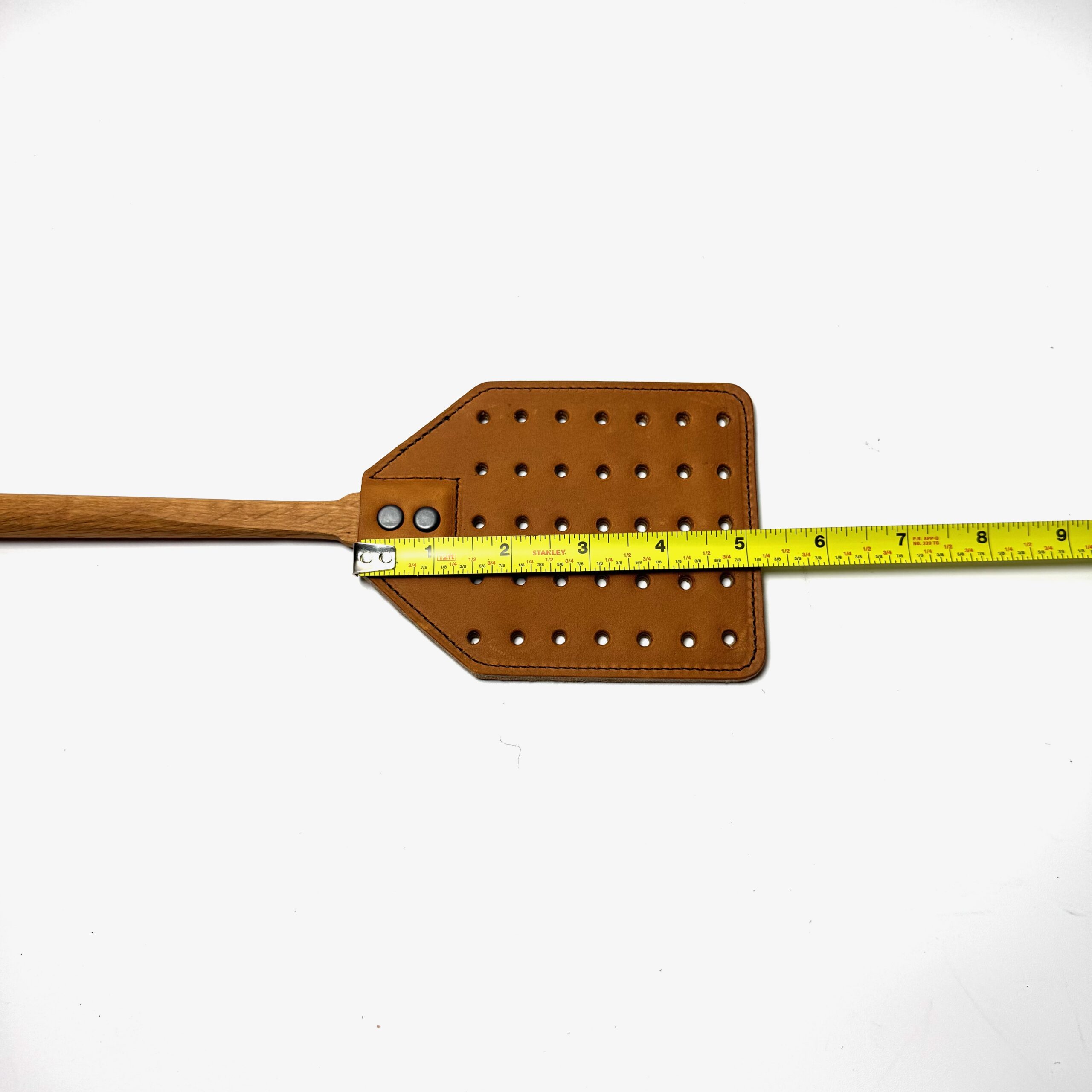 Leather Fly Swatter with Oak Handle - Image 5